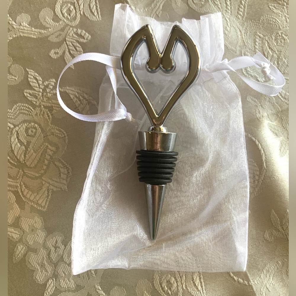 Silver Heart Shapped Wine Stopper